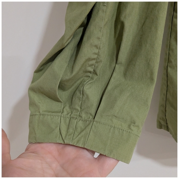 TRADEMARK Peter Pan Collar Poplin Top - Picture 6 of 7